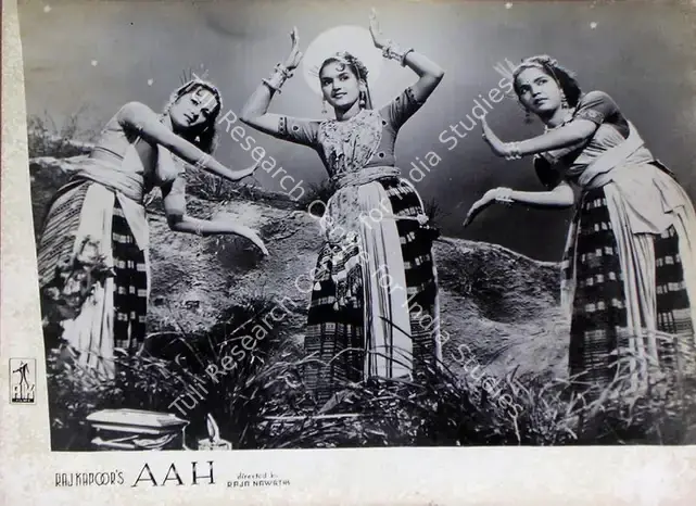 Pathare, Jaywant (Cinematographer), Aah, 1953 | Lobby Card | CinemaEducation | 00809191