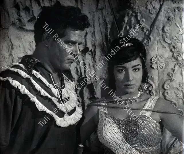 Kohli, Raj Kumar (Producer), Lootera, 1965 | Photographic Still | CinemaEducation | 00886034