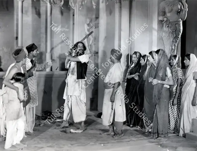 Gidwani, Moti B. (Director), Gulam Daku, 1936 | Photographic Still | CinemaEducation | 00885403