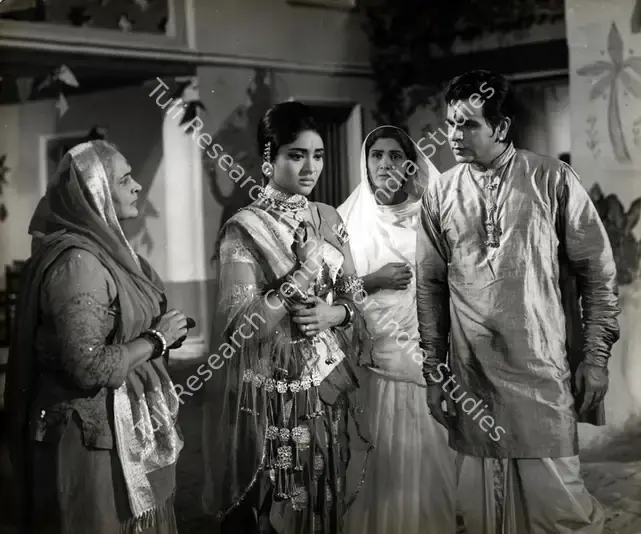 Mathur, R.D. (Cinematographer), Sunghursh, 1968 | Photographic Still | CinemaEducation | 00887643