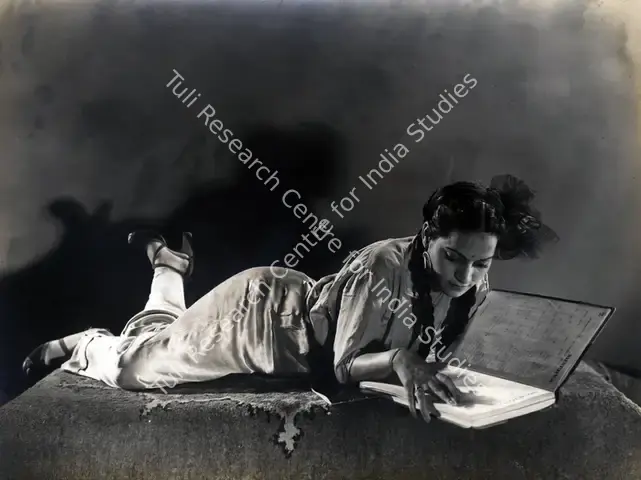 Dhaiber, K. (Director), Ulti Ganga, 1942 | Photographic Still | CinemaEducation | 00888090