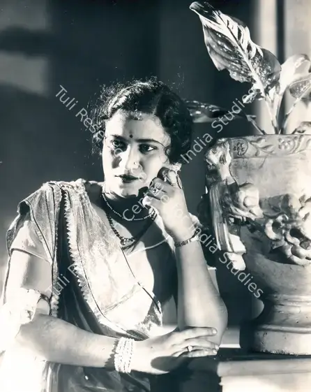 Master, Homi (Director), Naya Zamana, 1935 | Photographic Still | CinemaEducation | 00886655
