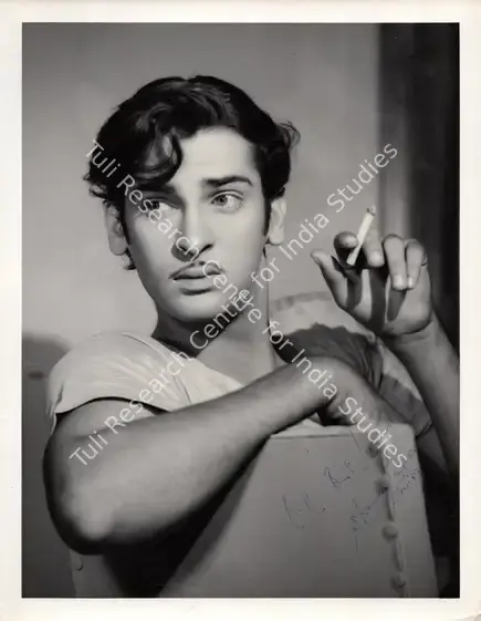 Arora, P.N. (Director), Rail Ka Dibba 1953 | Photographic Still  | CinemaEducation | 00156151