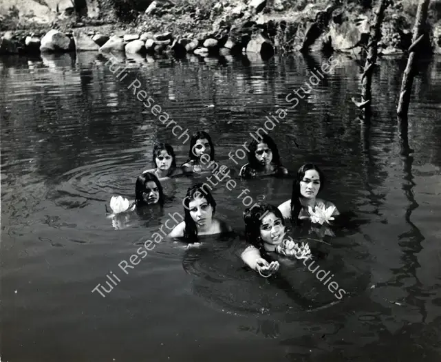 Ahuja (Producer), Gopal Krishna, 1965 | Photographic Still | CinemaEducation | 00885328