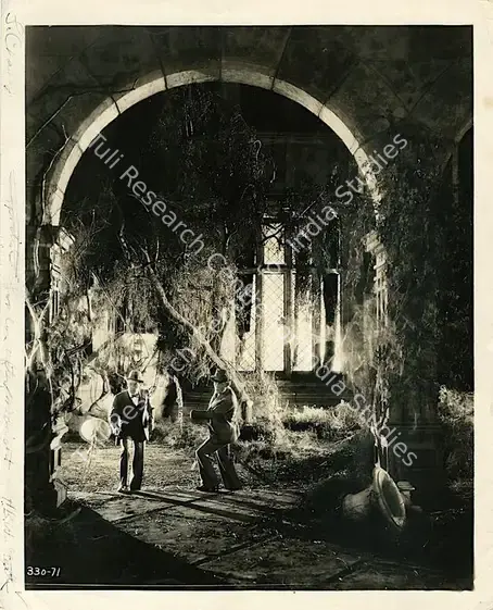 Gerstad, Merritt B. (Cinematographer), London After Midnight, 1927 | Photographic Still | CinemaEducation | 00892162