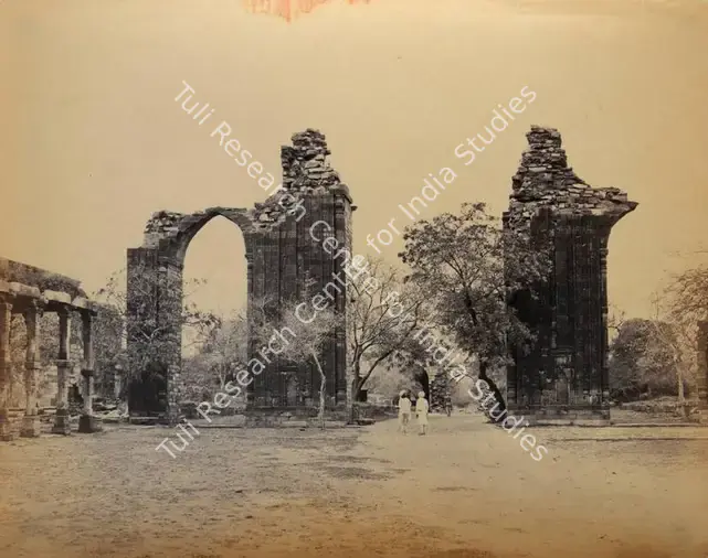 Bourne, Samuel (Photographer). Qutub Minar Complex, Delhi. Albumen print, Mid 1860s | Antiquarian Photograph | Photography | 00116104