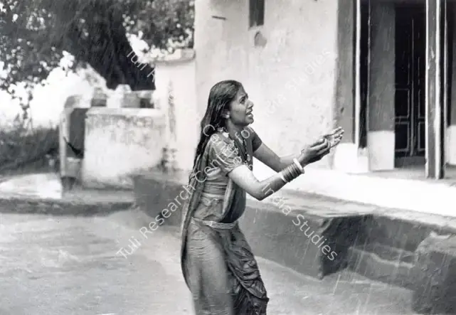 Roy, Soumendu (Cinematographer), Sadgati, 1981 | Photographic Still | CinemaEducation | 00891416