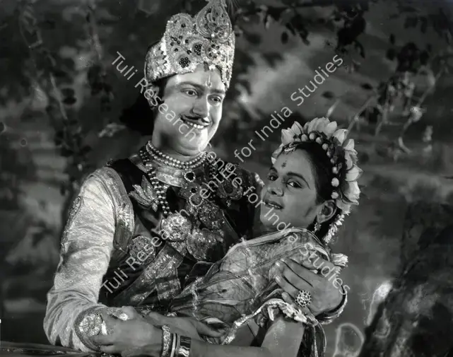 Shyam, Natwar (Director), Jadui Rattan, 1947 | Photographic Still | CinemaEducation | 00885615