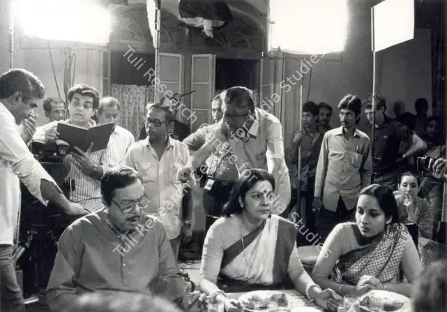 Ghosh, Nemai (Still Photographer), Shakha Proshakha, 1991 | Working Still | CinemaEducation | 00891634