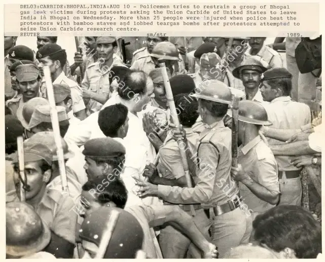 Malhotra, Sunil (Photographer). Del03: Carbide: Bhopal, India: Aug10. Photographic Print, 1989 | Contemporary Photograph | Photography | 00114781