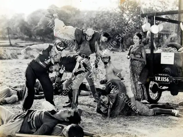 Wadia, Homi (Producer), Toofani Tirandaz, 1947 | Photographic Still | CinemaEducation | 00888046