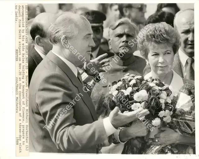 Malhotra, Sunil (Photographer). Del03: Gorbachev; New Delhi, Nov. 20. Photographic Print, 1988 | Contemporary Photograph | Photography | 00114795