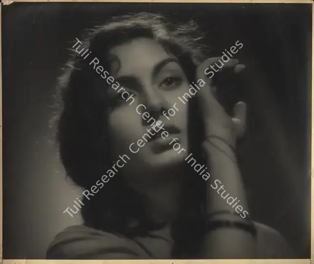 Mistry, Jal (Cinematographer), Aandhiyan, 1952 | Photographic Still | CinemaEducation | 00889202