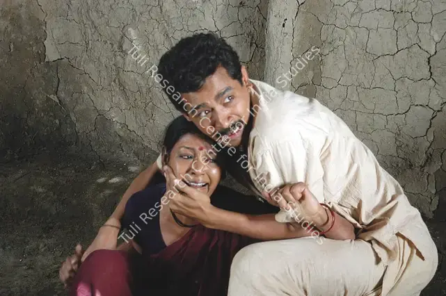 Palekar, Chitra (Director), Grave Keeper's Tale, 2006 | Photographic Still | CinemaEducation | 00846617