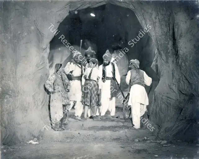 Master, Homi (Director), Ghar Jamai, 1935 | Photographic Still | CinemaEducation | 00885285