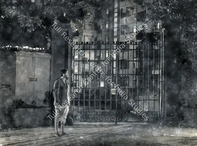 Karmakar, Radhu (Cinematographer), Jagte Raho, 1956 | Photographic Still | CinemaEducation | 00885626