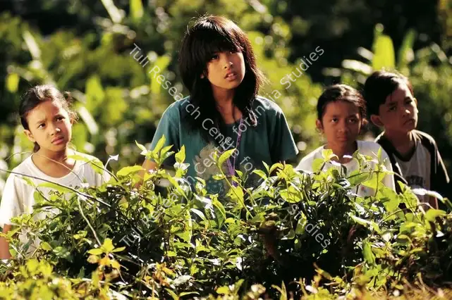 Riza, Riri (Director), Dear Rena, 2005 | Photographic Still | CinemaEducation | 00857037