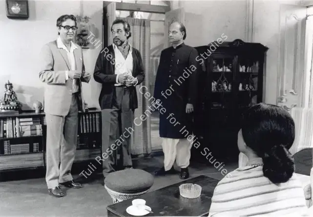 Malik, Ravi (Cinematographer), Ganashatru, 1990 | Photographic Still | CinemaEducation | 00891127
