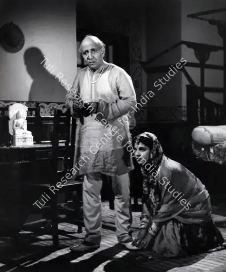Unknown (Director), Pehli Mulakat, 1957 | Photographic Still | CinemaEducation | 00887041