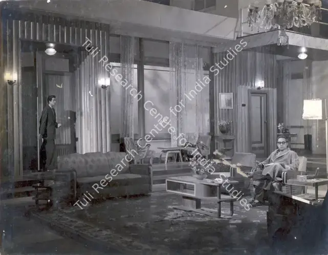 Malhotra, R.L. (Producer), Dhuaan, 1953 | Photographic Still | CinemaEducation | 00884932