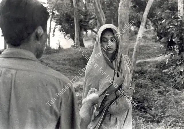 Roy, Soumendu (Cinematographer), Ashani Sanket, 1973 | Photographic Still | CinemaEducation | 00891035