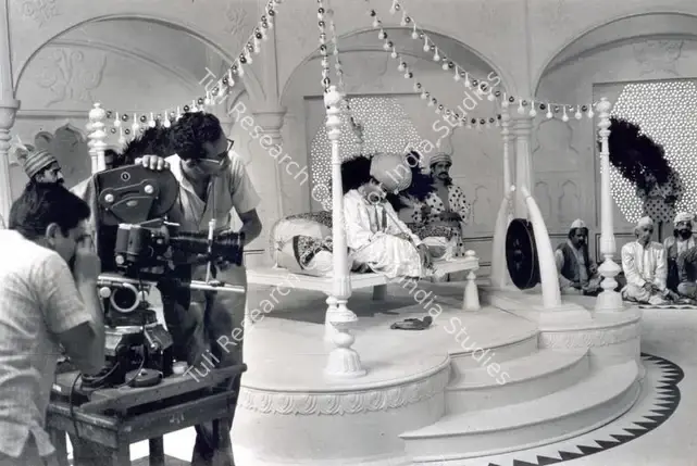 Ghosh, Nemai (Still Photographer), Goopy Gyne Bagha Byne, 1969 | Working Still | CinemaEducation | 00891576
