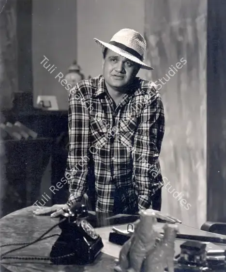 Malhotra, R.L. (Producer), Dhuaan, 1953 | Photographic Still | CinemaEducation | 00884927