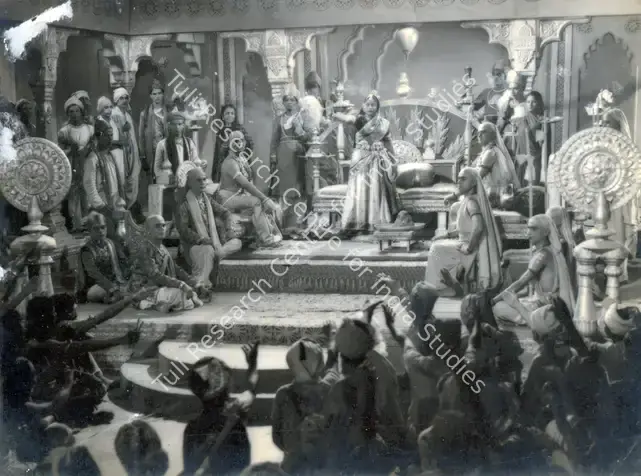 Fattelal, S. (Director), Jagdaguru Shankaracharya, 1955 | Photographic Still | CinemaEducation | 00885616