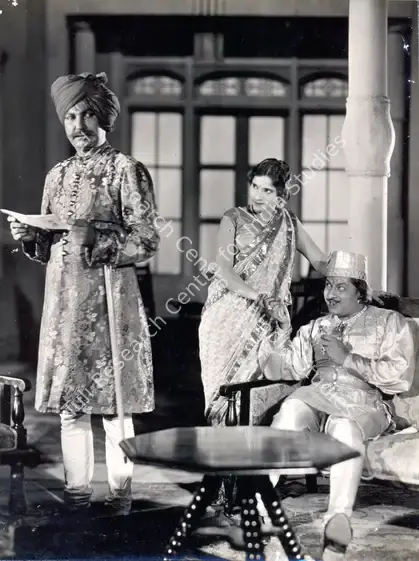 Sarpotdar, N.D. (Director), Chalta Putla, 1935 | Photographic Still | CinemaEducation | 00884610