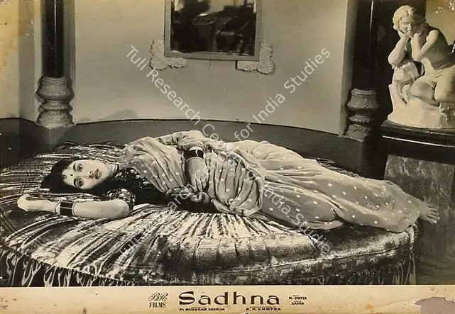 Malhotra, M.N. (Cinematographer), Sadhna, 1958 | Lobby Card | CinemaEducation | 00826405