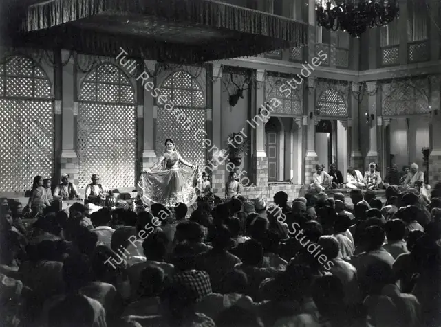 Bhattacharjee, Apurba (Cinematographer), Mujhe Jeene Do, 1963 | Photographic Still | CinemaEducation | 00886503