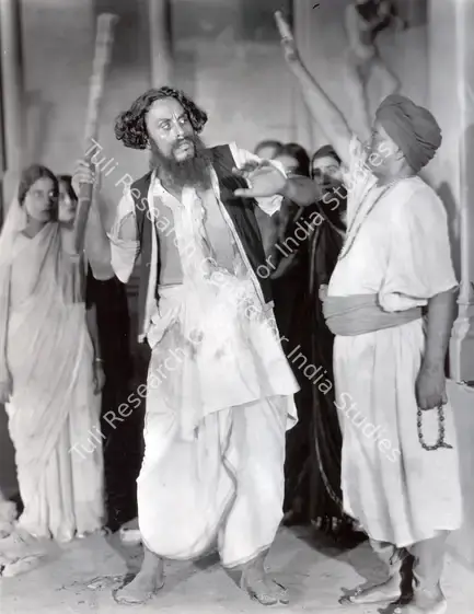 Gidwani, Moti B. (Director), Gulam Daku, 1936 | Photographic Still | CinemaEducation | 00885417