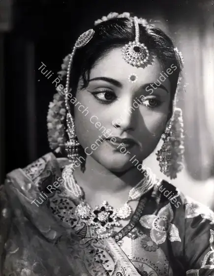 Gajjar, Bipin (Cinematographer), Patrani, 1956 | Photographic Still | CinemaEducation | 00886966