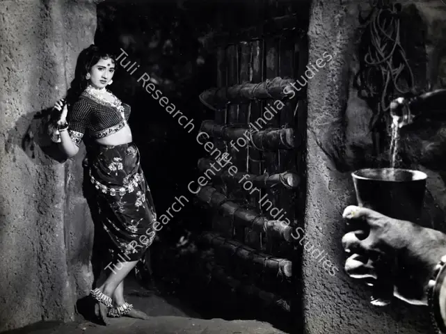 Karmakar, Radhu (Cinematographer), Jis Desh Men Ganga Behti Hai, 1960 | Photographic Still | CinemaEducation | 00885754