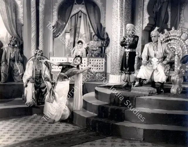 Mehra, F.C. (Producer), Qaidi, 1957 | Photographic Still | CinemaEducation | 00887396