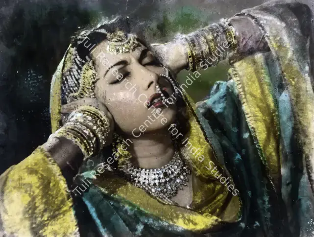 Avadhut, V. (Cinematographer), Mirza Ghalib, 1954 | Photographic Still | CinemaEducation | 00886378