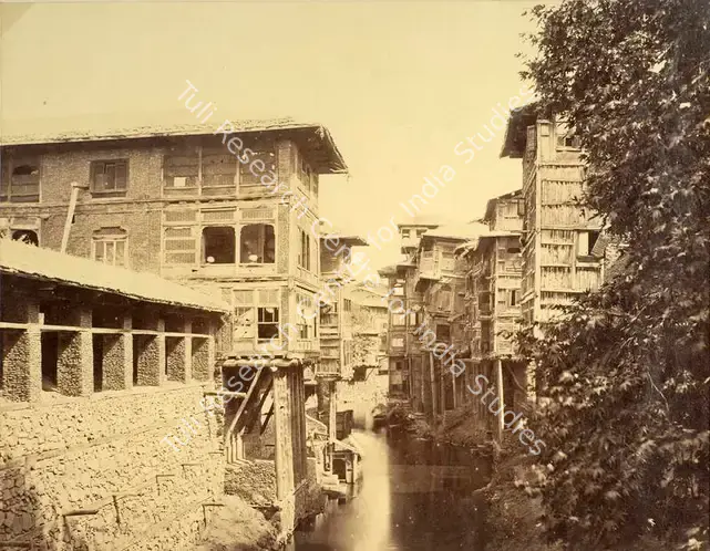 Craddock, James (Photographer). Merchants Houses Srinuggur (Srinagar). Albumen print, c.1864 | Antiquarian Photograph | Photography | 00116336