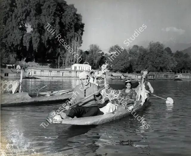 Kapadia, K.H. (Cinematographer), Yeh Rastey Hain Pyar Ke, 1963 | Photographic Still | CinemaEducation | 00888428