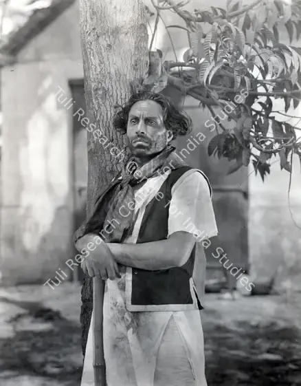 Gidwani, Moti B. (Director), Gulam Daku, 1936 | Photographic Still | CinemaEducation | 00885405