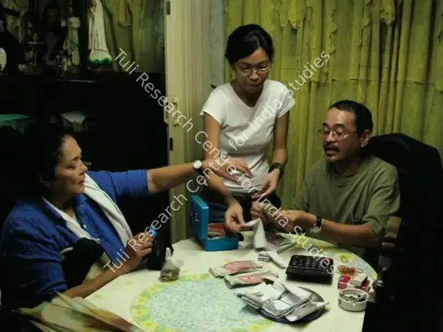 Jeturian, Jeffrey (Director), The Bet Collector, 2006 | Photographic Still | CinemaEducation | 00857029
