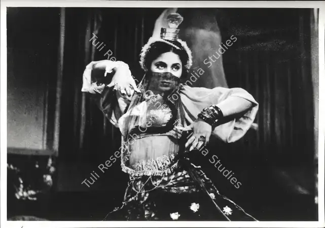 Ratra, V. (Cinematographer), Baazi, 1951 | Photographic Still | CinemaEducation | 00889145
