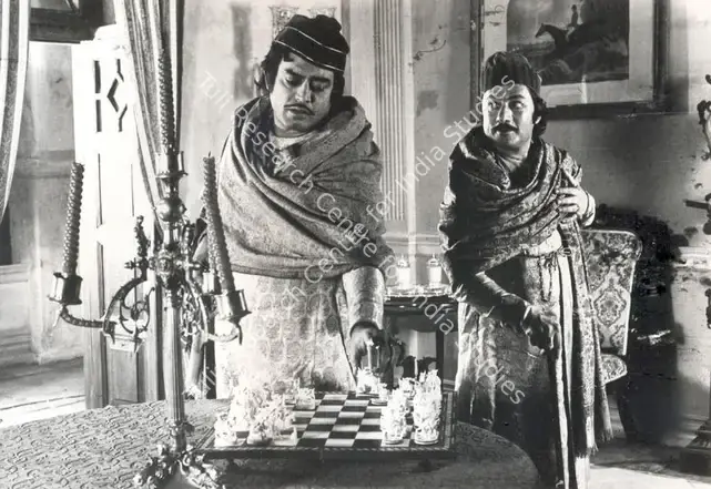 Roy, Soumendu (Cinematographer), Shatranj Ke Khilari, 1977 | Photographic Still | CinemaEducation | 00890945
