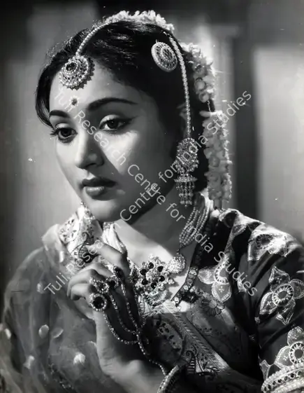 Gajjar, Bipin (Cinematographer), Patrani, 1956 | Photographic Still | CinemaEducation | 00886955