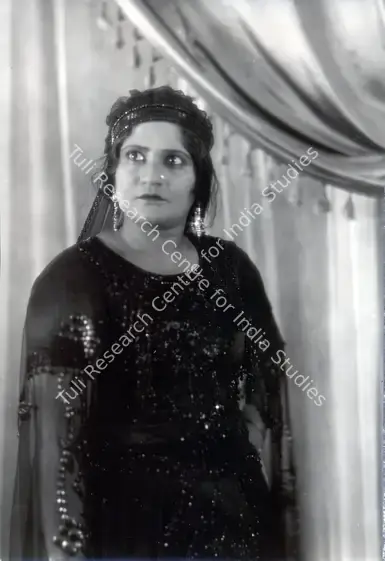 Irani, Rustom B. (Cinematographer), Gul Sanovar, 1934 | Photographic Still | CinemaEducation | 00885382