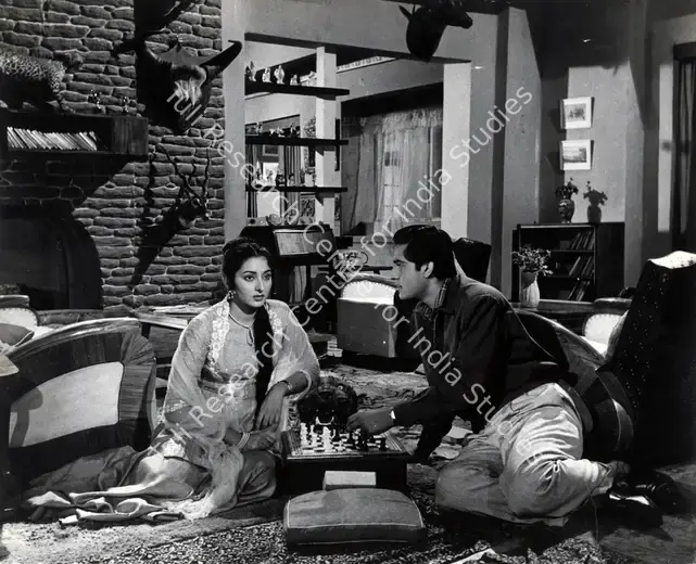 Dhuri, D.K. (Cinematographer), Love In Simla, 1960 | Photographic Still | CinemaEducation | 00886052