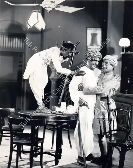 Gidwani, Moti B. (Director), Gulam Daku, 1936 | Photographic Still | CinemaEducation | 00885389