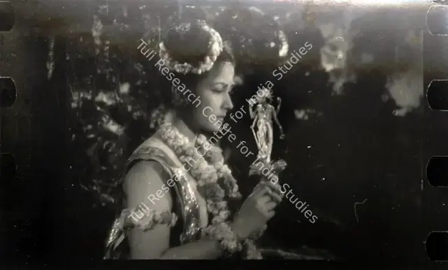 Wadadeker, Anant (Cinematographer), Laxmi Narayan, 1951 | Photographic Still | CinemaEducation | 00886005