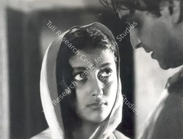 Roy, Soumendu (Cinematographer), Teen Kanya, 1961 | Photographic Still | CinemaEducation | 00891505