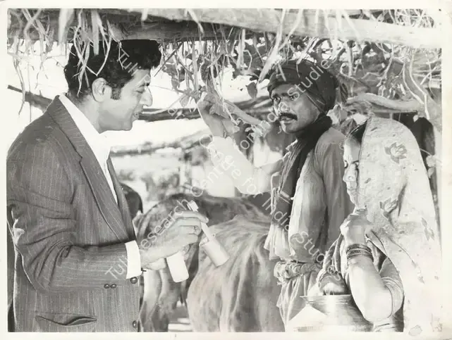 Govind (Cinematographer), Manthan, 1976 | Photographic Still | CinemaEducation | 00890879
