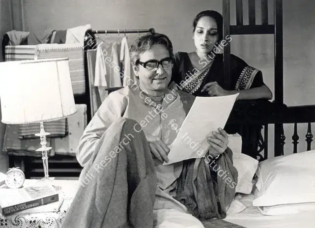 Malik, Ravi (Cinematographer), Ganashatru, 1990 | Photographic Still | CinemaEducation | 00891133